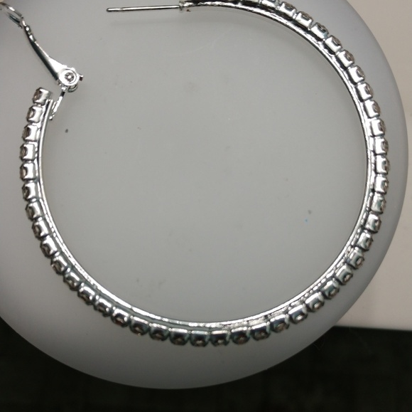 Large silver cz hoops earrings - Picture 5 of 6